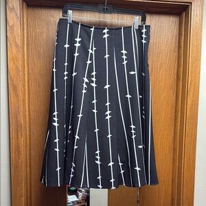 Elegant Black and White A-Line Skirt